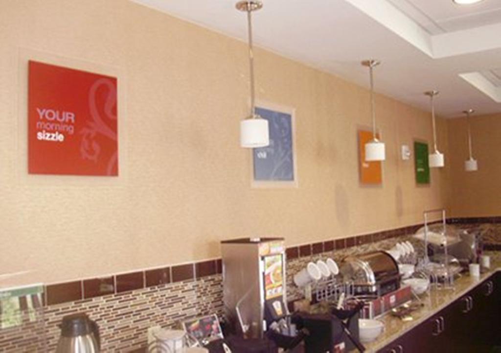 Comfort Inn & Suites Dothan East מראה חיצוני תמונה