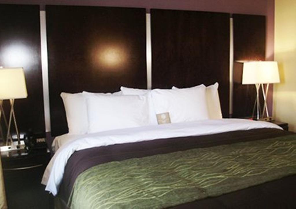 Comfort Inn & Suites Dothan East מראה חיצוני תמונה