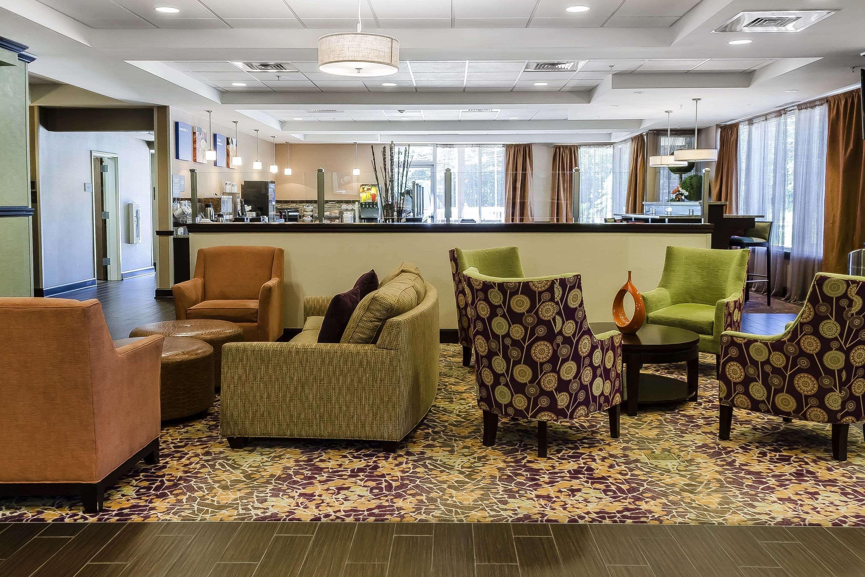 Comfort Inn & Suites Dothan East מראה חיצוני תמונה