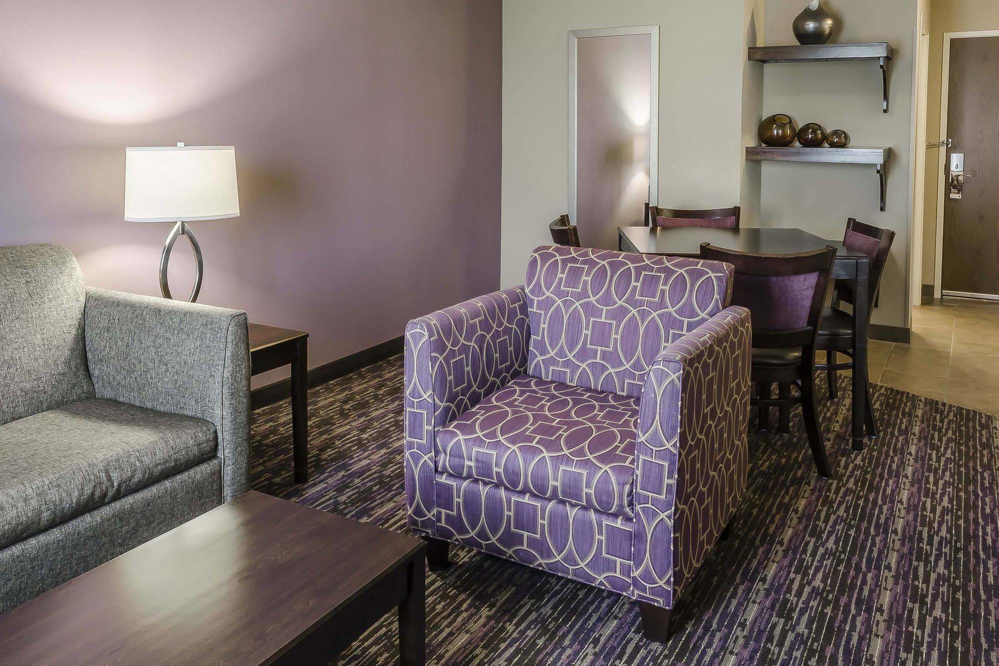 Comfort Inn & Suites Dothan East מראה חיצוני תמונה